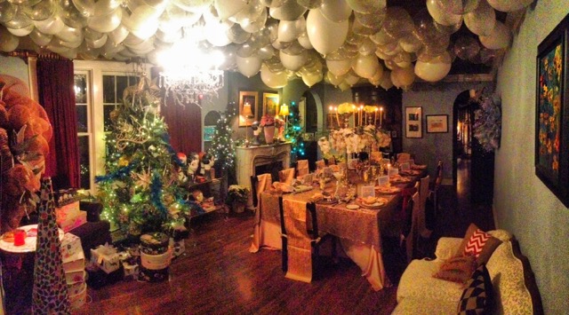 Posey Peddler Christmas Home & Office Decorating