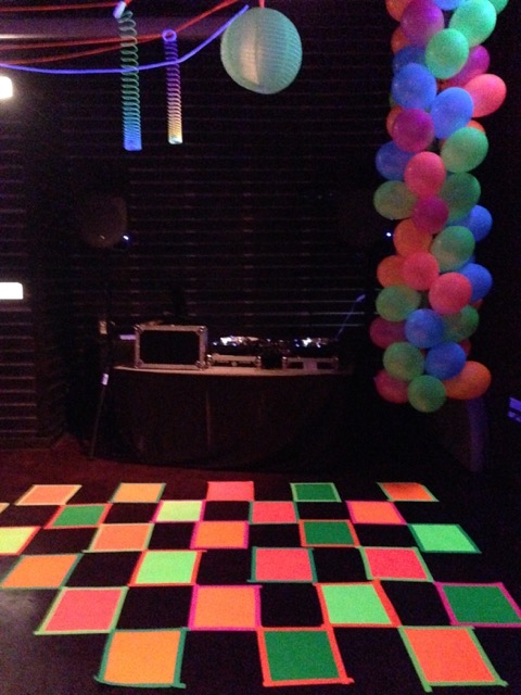 Posey Peddler Glow Party